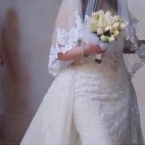 Robe de mariage haut de gamme - Picture 12 of 12